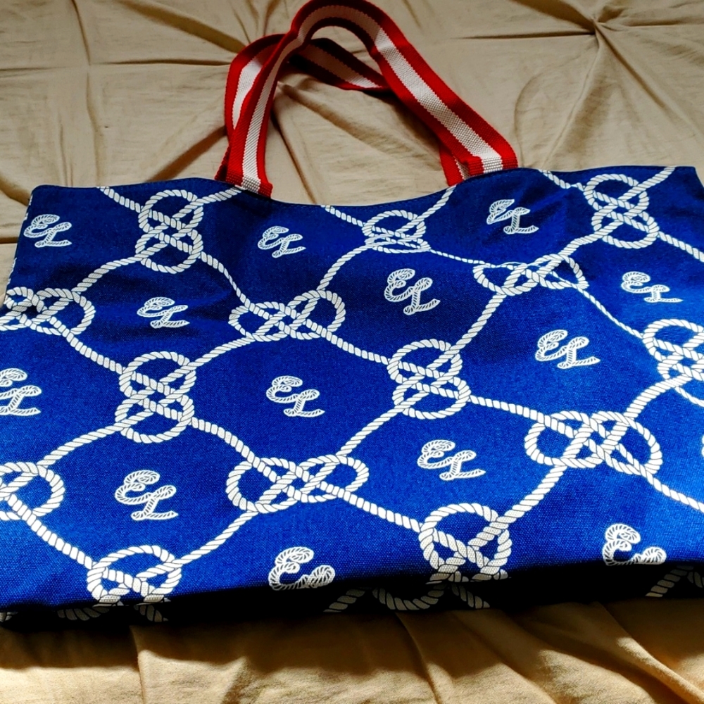 Brand new Estee Lauder bag